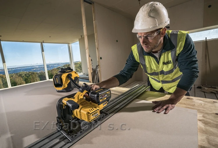 DEWALT zagłębiarka akumulatorowa 165mm XR FlexVolt 54V DCS520T2R-QW 2 aku. 6,0Ah, ładowarka, szyna prowadząca i kufer TSTAK