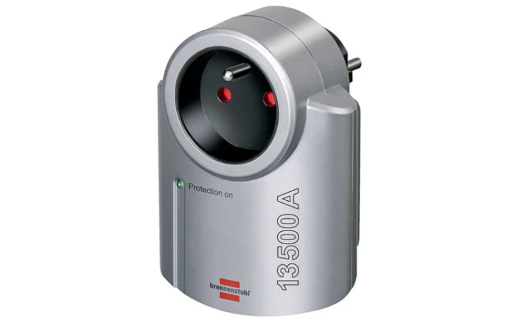 Primera-Line Adapter przepięciowy 13.500A Brennenstuhl