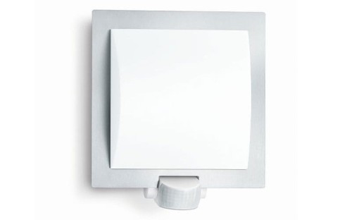 Nowoczesna, zewnętrzna lampa z czujnikiem L 20 Steinel