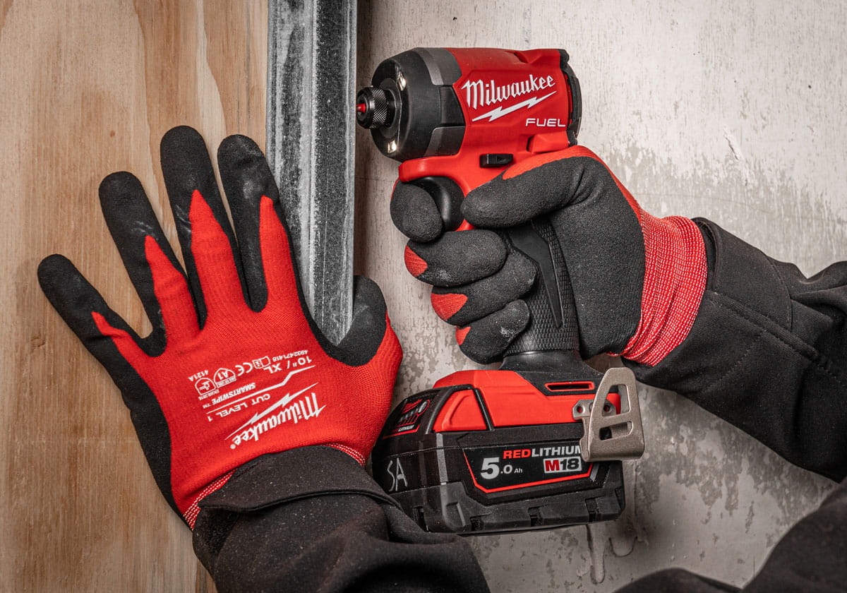Zakrętarka udarowa Milwaukee 18V M18FID3 wkręca długie wkręty