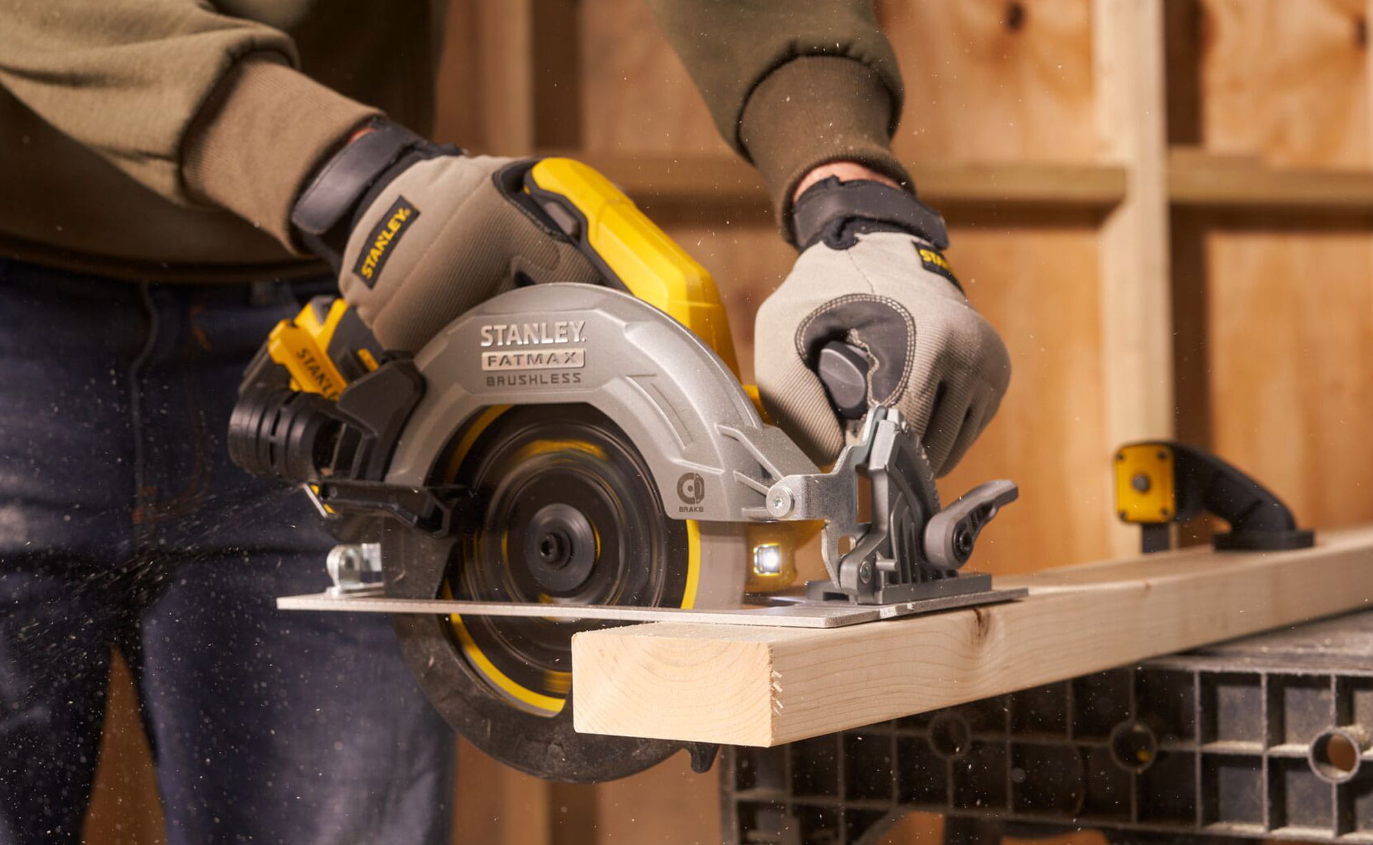 Bezszczotkowa pilarka tarczowa 18 V STANLEY® FATMAX® V20 