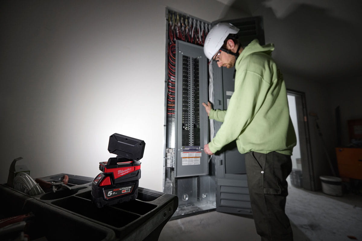 Reflektor - lampa warsztatowa Milwaukee M18 ALIS-0 1000 lm 4933498148