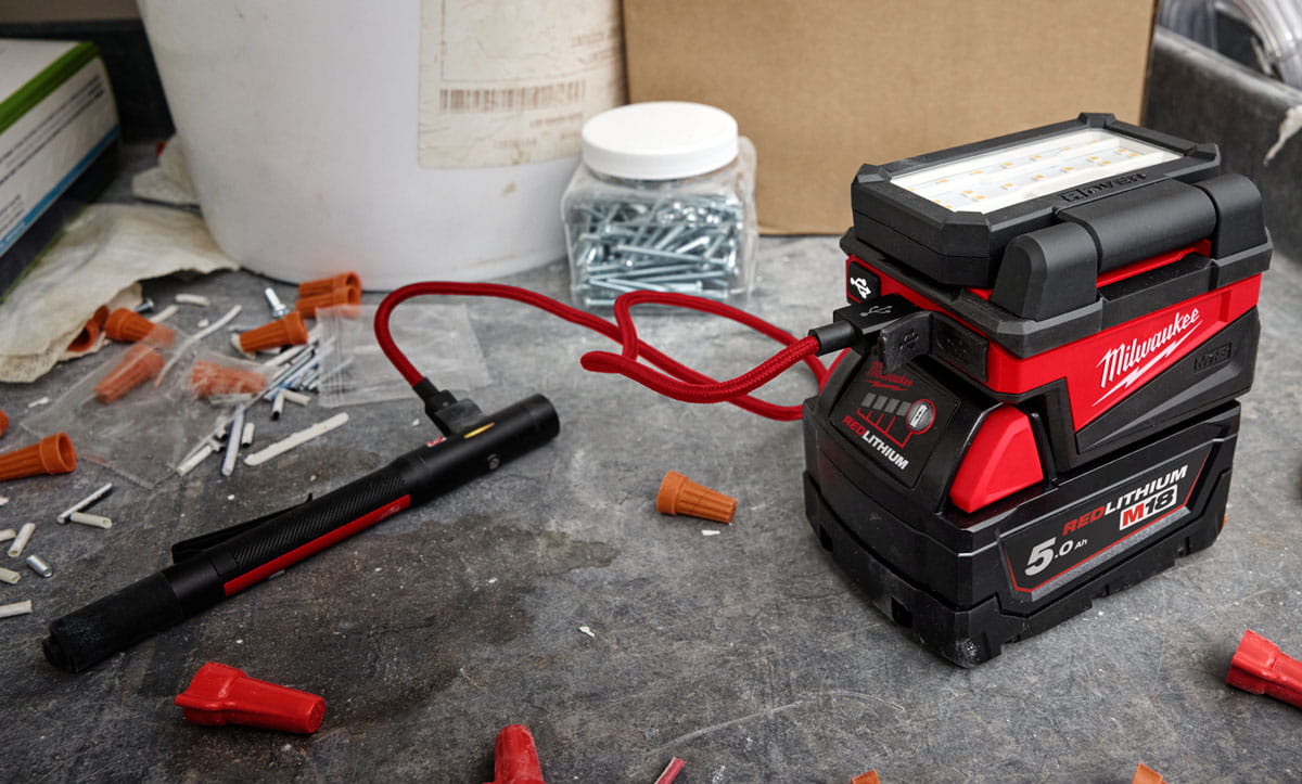 Reflektor - lampa warsztatowa Milwaukee M18 ALIS-0 1000 lm 4933498148