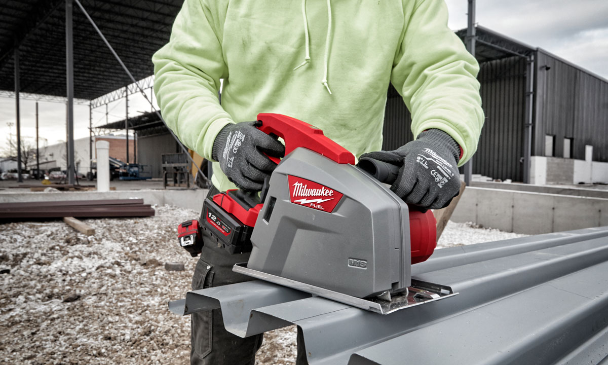 Pilarka tarczowa do metalu Milwaukee M18FMCS66 203mm