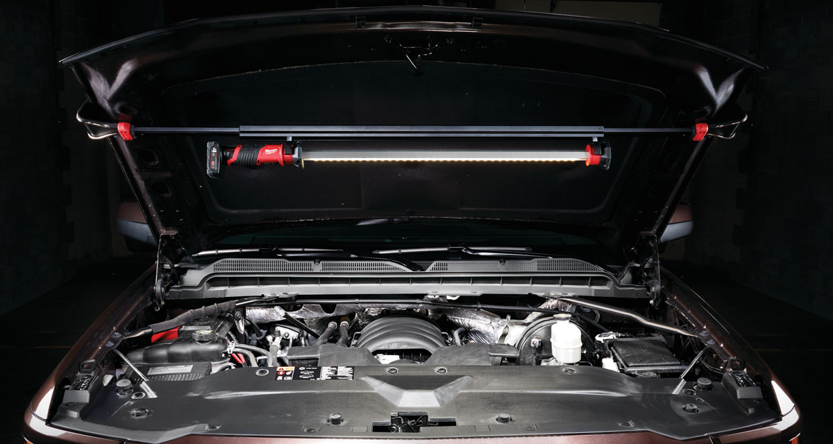 Lampa podwieszana Milwaukee M12UHL-0 1350lm IP54, wersja zerowa, bez akumulatora i ładowarki 4933459432