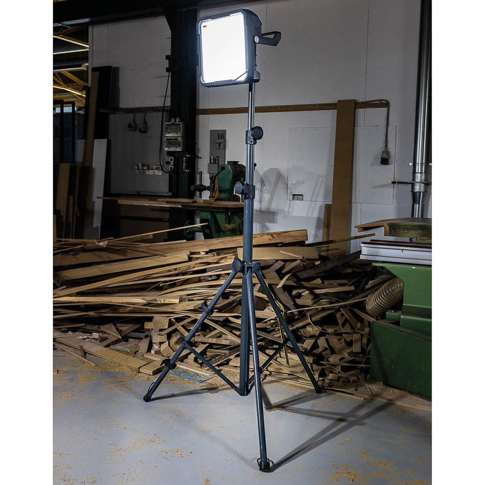Lampa robocza VEGA 4 CONNECT